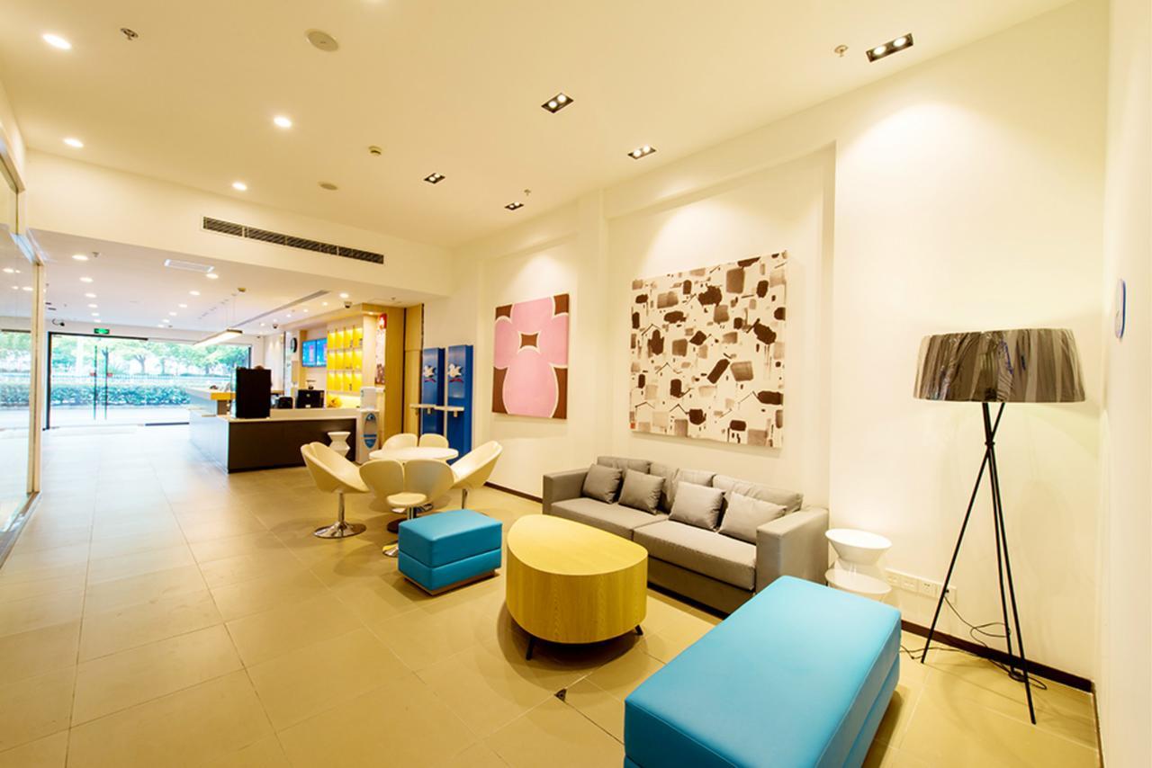 Hanting Hotel Qingdao Zhanqiao Railway Station מראה חיצוני תמונה
