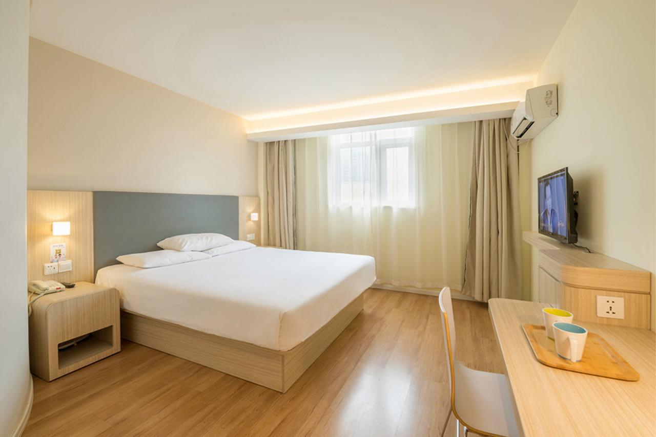 Hanting Hotel Qingdao Zhanqiao Railway Station מראה חיצוני תמונה