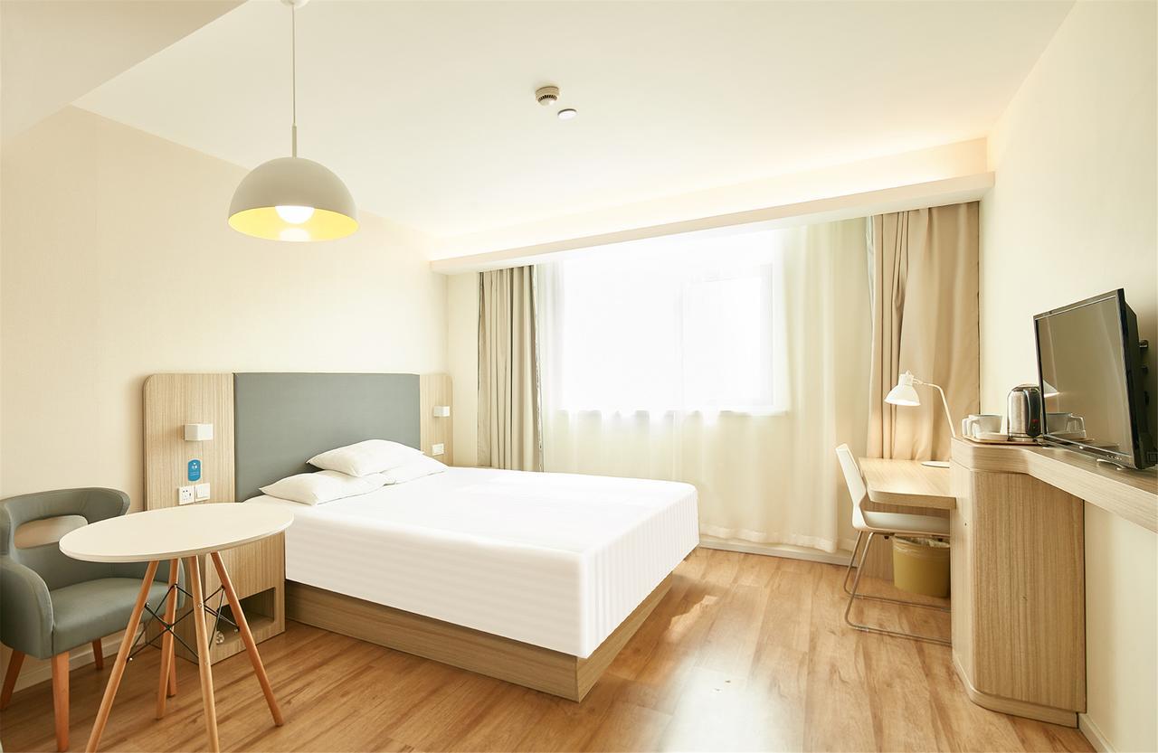 Hanting Hotel Qingdao Zhanqiao Railway Station מראה חיצוני תמונה