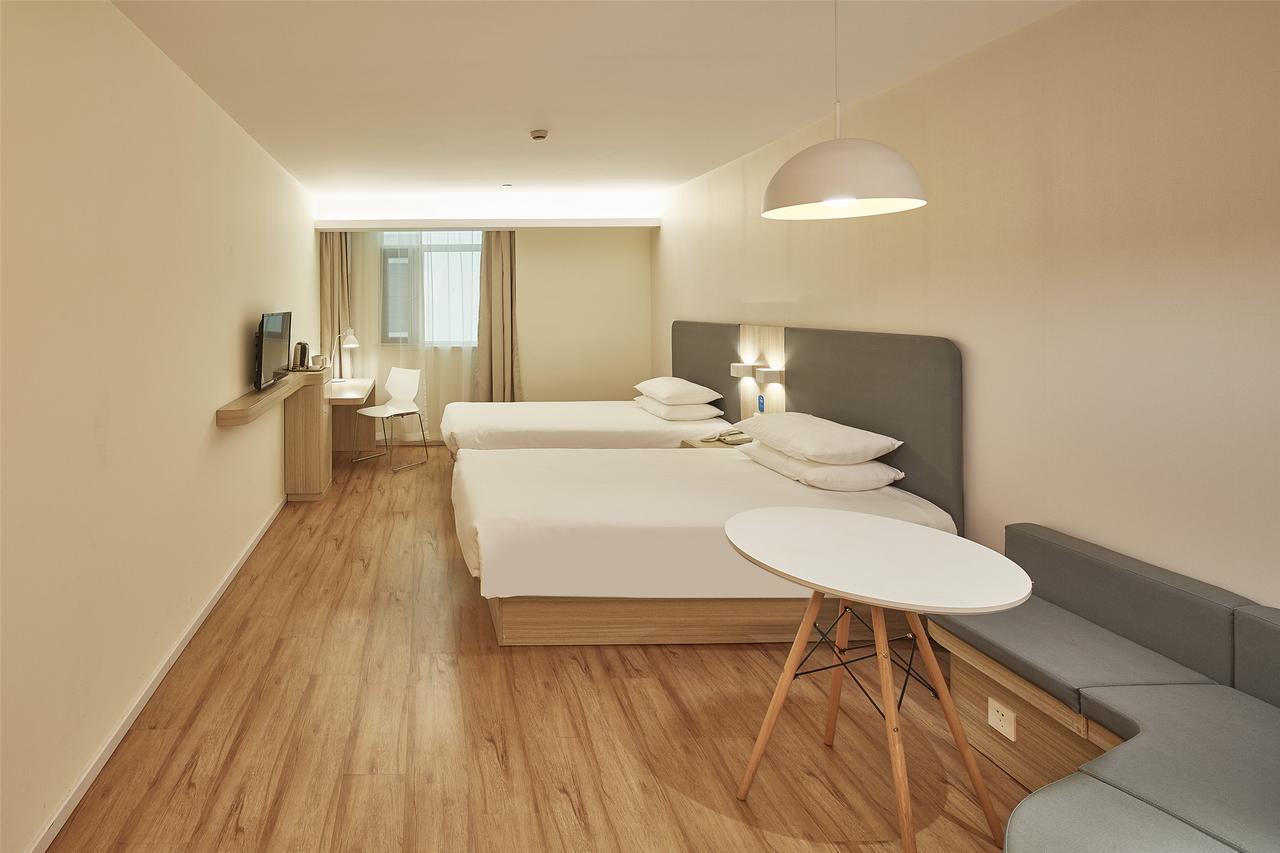 Hanting Hotel Qingdao Zhanqiao Railway Station מראה חיצוני תמונה